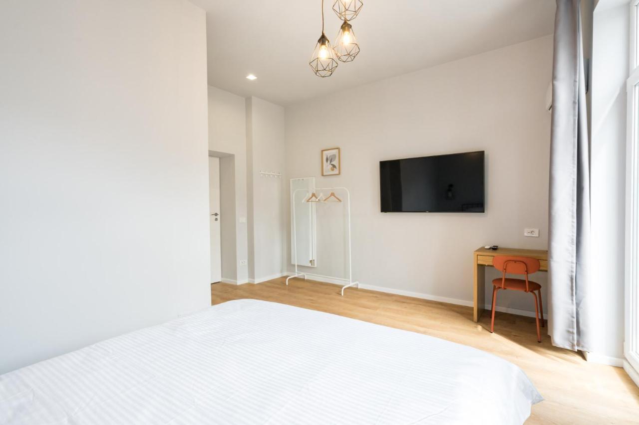 Cute Central Apartments In Villa Bucharest Luaran gambar